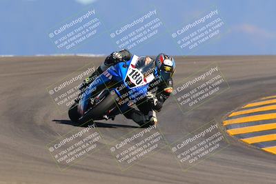 media/Oct-09-2022-SoCal Trackdays (Sun) [[95640aeeb6]]/Turn 12 (140pm)/